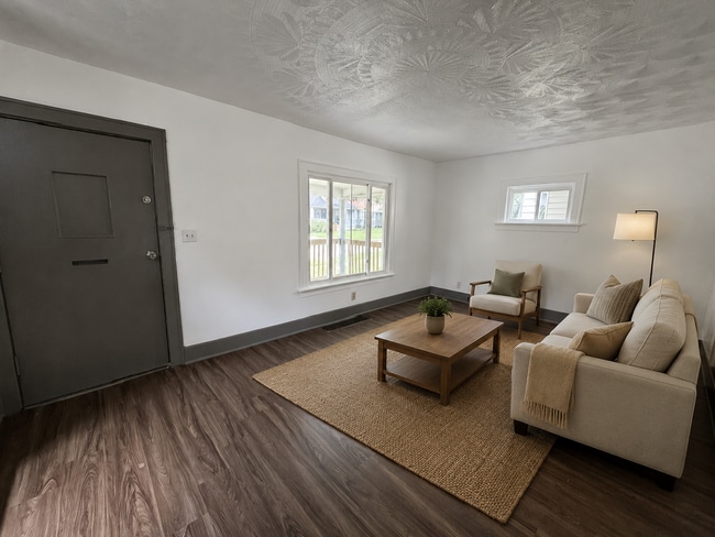 Photo - 675 Hudson Ave