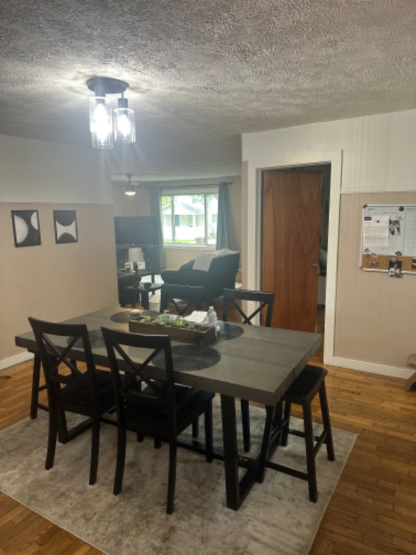 Photo - 1028 Bement St Unit A