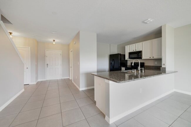 Photo - 312 Arbor Lakes Dr