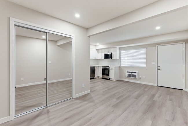 Photo - Magnolia West Apartments