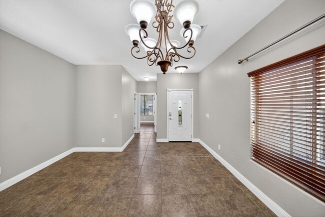 Photo - 2353 W Barwick Dr