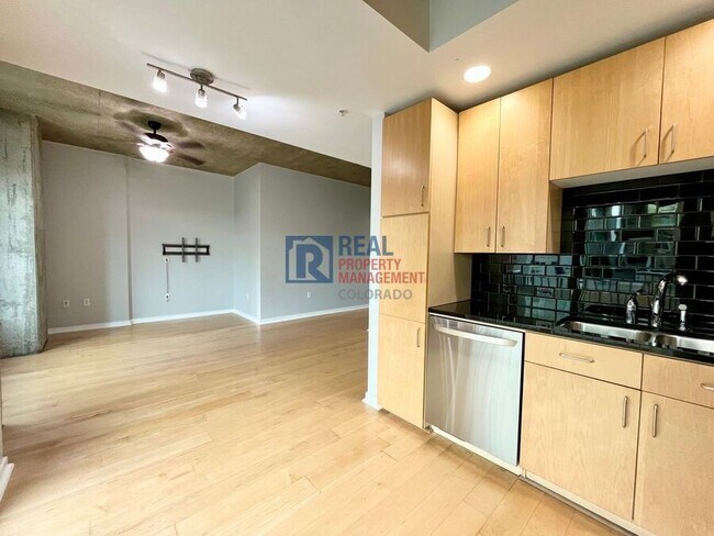 Photo - 1700 Bassett St Unit 311