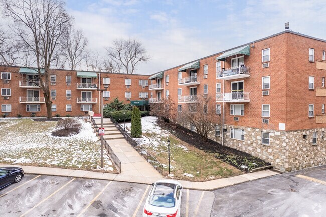 Photo - 1600 Church Rd