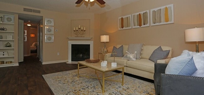 Photo - 31187 US 19 Unit 2