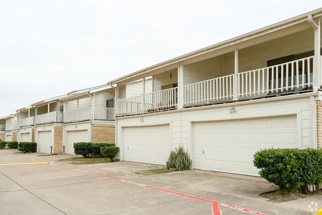 Buena Vista Townhomes - Buena Vista Townhomes