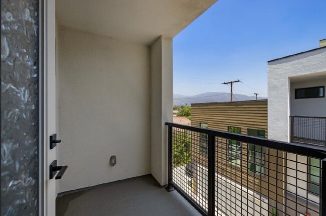 721 W Duarte Rd Unit B