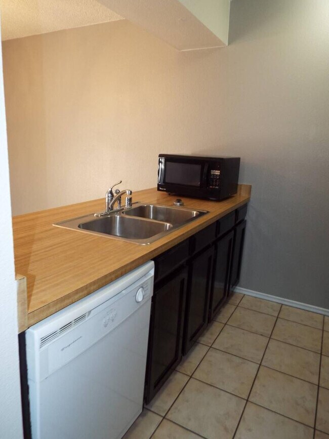 Photo - 1688 W Village Way