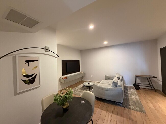 Photo - 398 NE 5th St Unit 2015