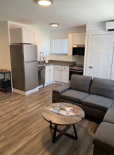 Photo - 122 Prince Rd