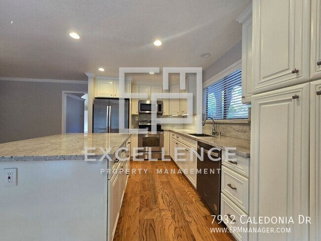 Photo - 7932 Caledonia Dr
