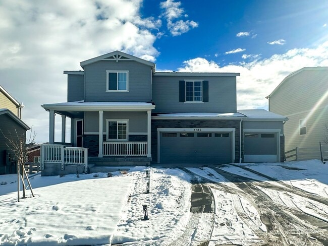 Photo - Grand 6bd 4ba Crystal Valley home with an in-law suite!!!