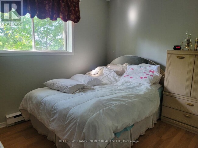Photo - 576 Mary St E Unit 207
