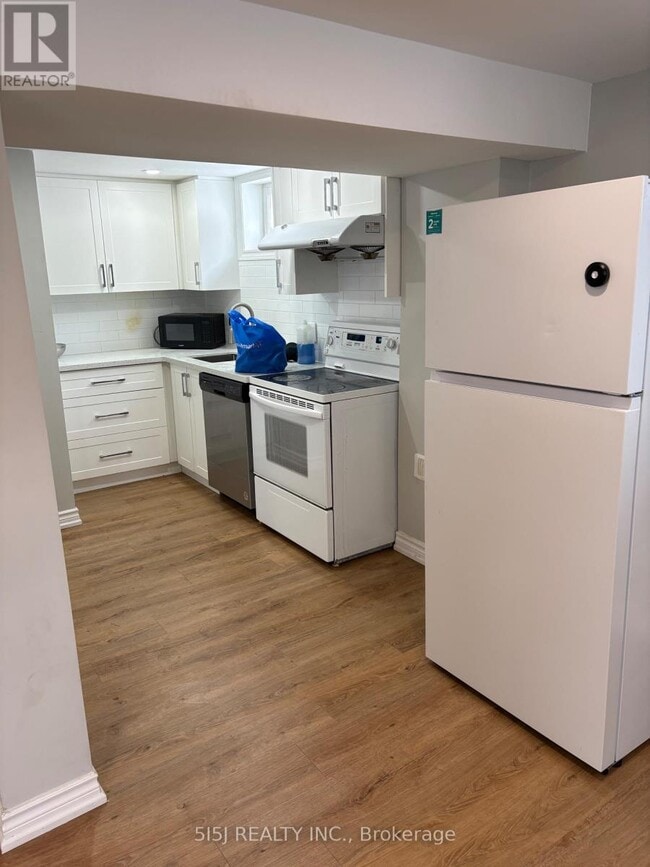 Photo - 473 Gibbons St