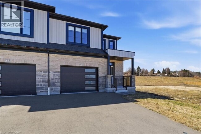 Photo - 127 Dunnigan Dr