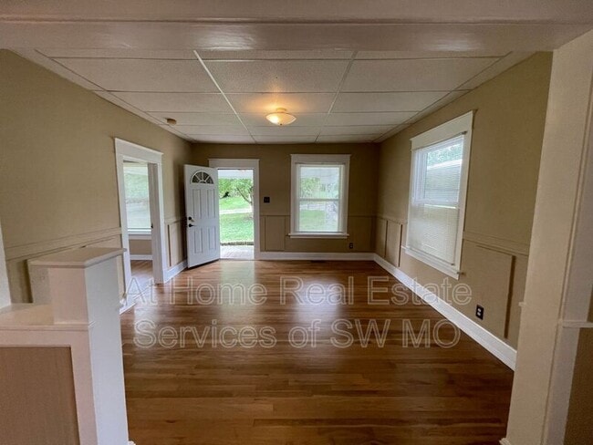 Photo - 1104 S Oak Park Dr