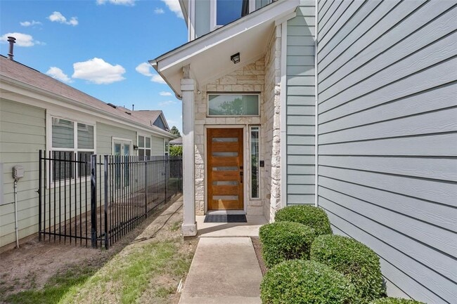 1408 Homespun Rd