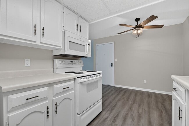 Photo - Kellogg Place Apartments