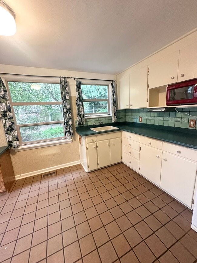 Photo - 14041 Wallingford Ave N