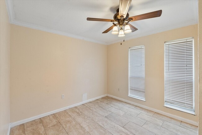 Photo - 16930 Stardale Ln