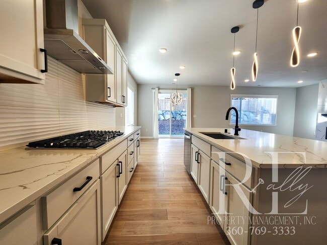 Photo - Elegant McCormick Woods Home with Spacious Layout & Modern Touches