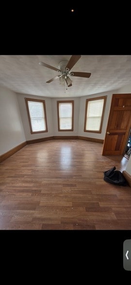 Building Photo - 211 Columbia St Unit 2