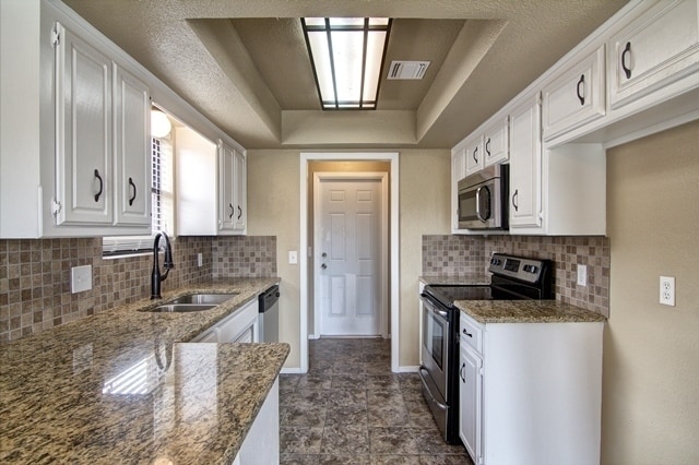 Photo - Charming 3 Bedroom Home in Moore!