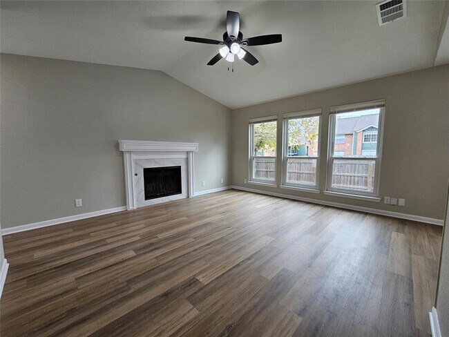 Photo - 1418 Hyridge Cir