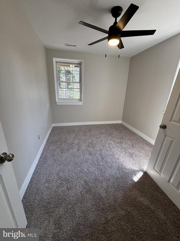 Photo - 18 W 5th St Unidad D