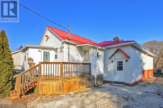 Photo - 146 Emerson Ave