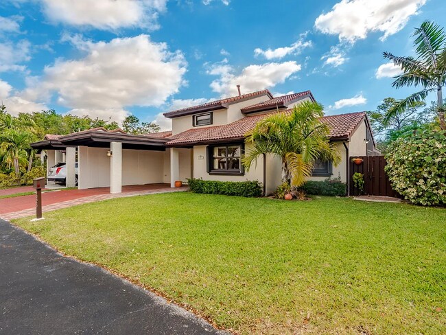 Photo - 9025 SW 112th Ct Casa