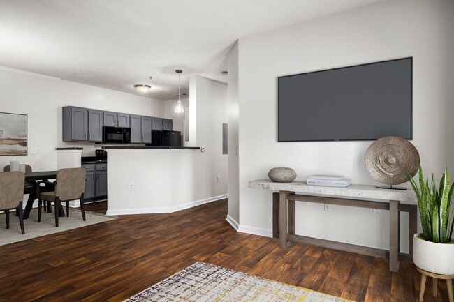 Highland Lakes Apartment Homes