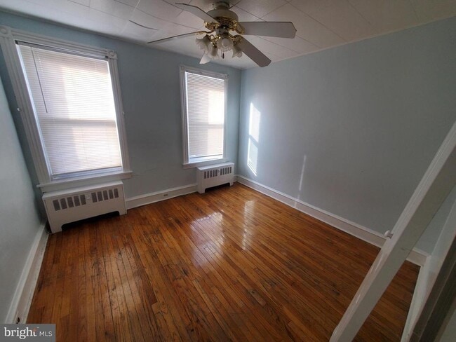 Photo - 423 Chapel Terrace