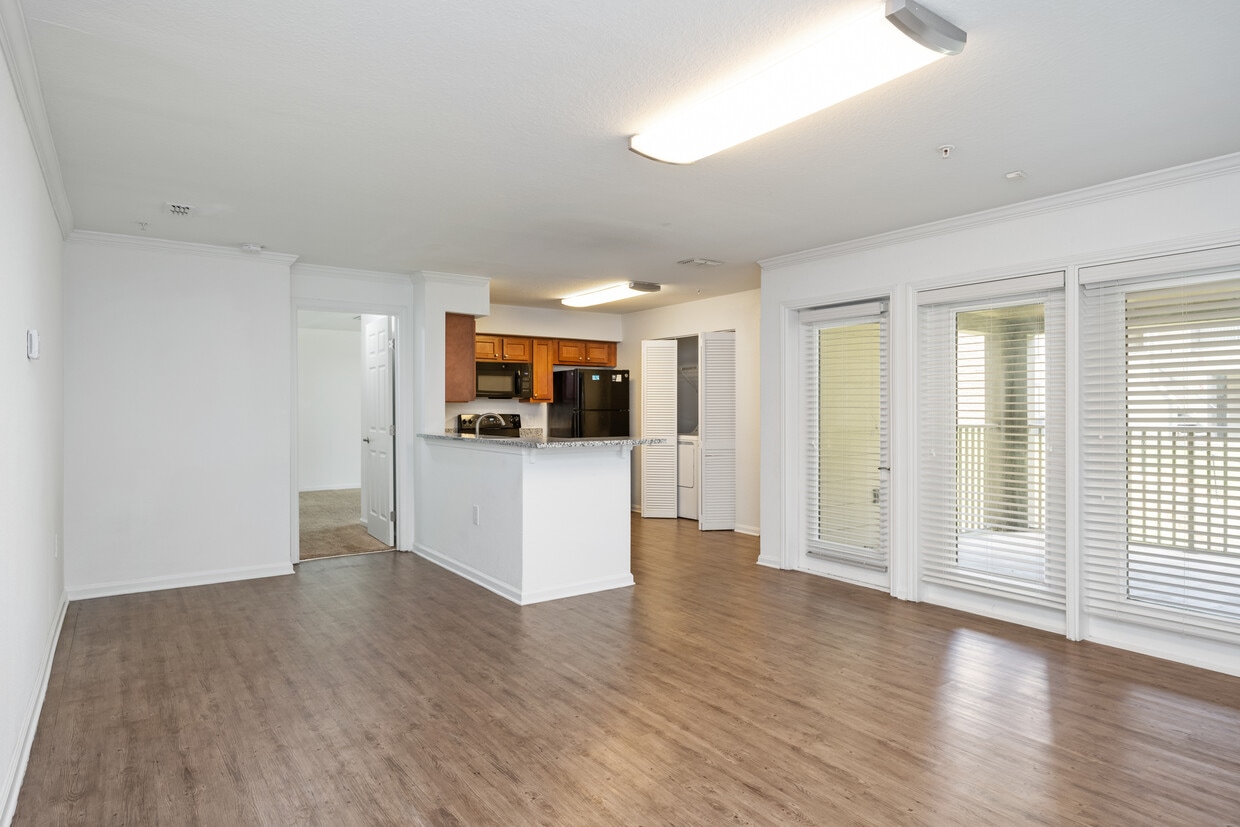 Photo - Landmark Apartments- AL