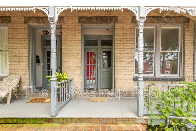 Photo - 607 N 27th St Unit B