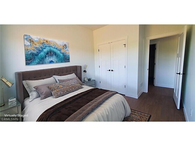 Photo - 1229-1231 Wisteria Ln