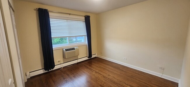 Photo - 4842 Conrad St Unit 2nd Floor