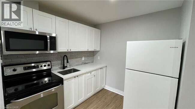 Photo - 69 E Main St Unit 203