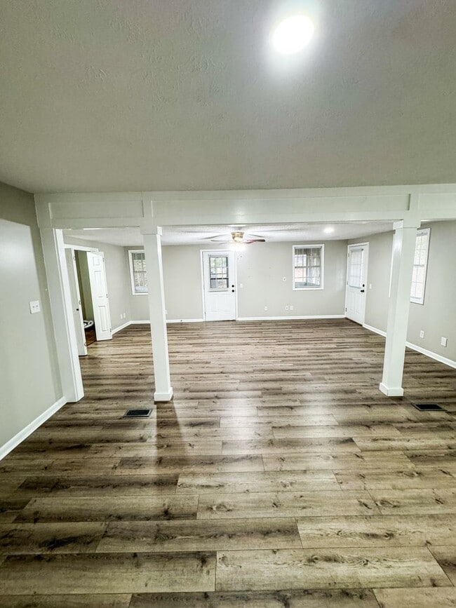 Photo - Spacious 4 Bedroom, 2.5 Bath Home in the Heart of Jacksonville, AL!