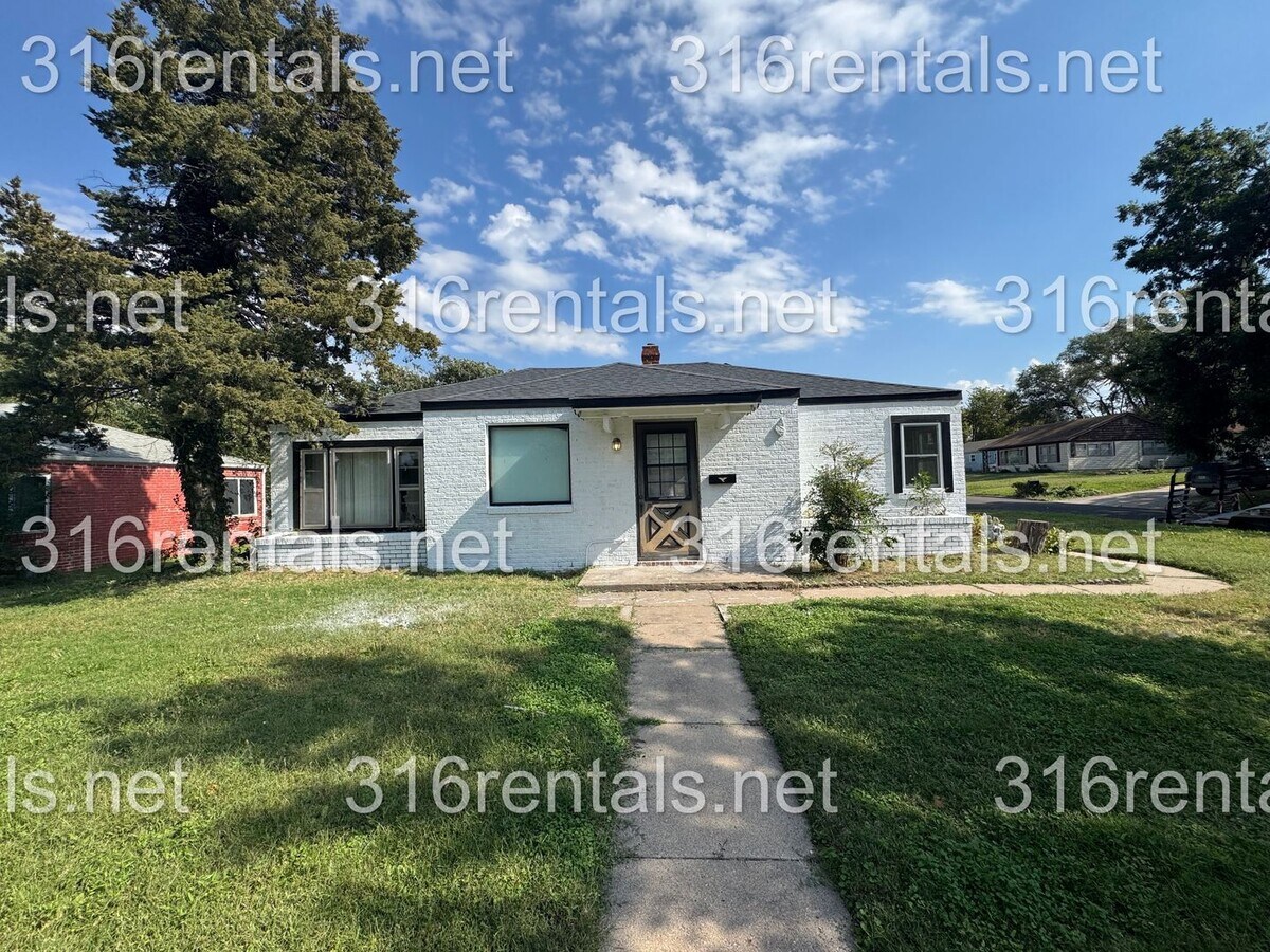 Photo - $1095 - 3 bed 1 bath - newly remodeled - S...