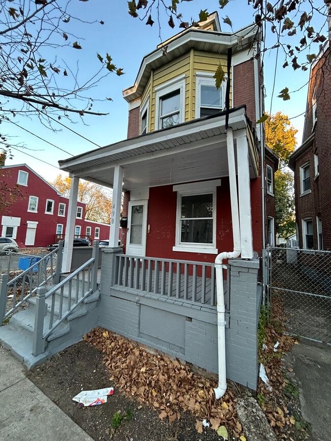 Photo - Nice size house 4 beds 2 bath