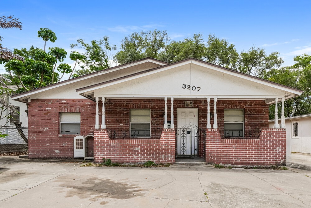 Photo - 3207 E 24th Ave