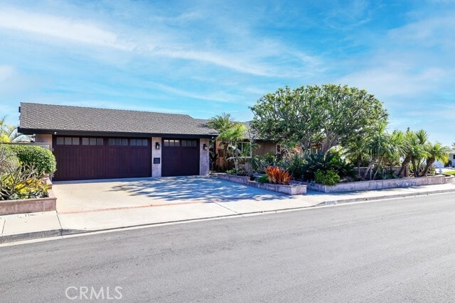Photo - 32512 Azores Rd House