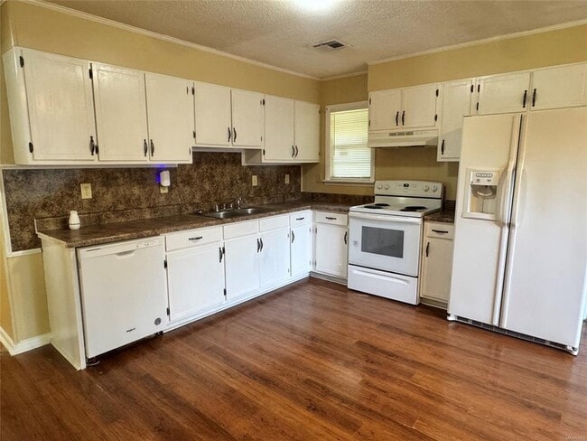 429 Fieldbrook Dr