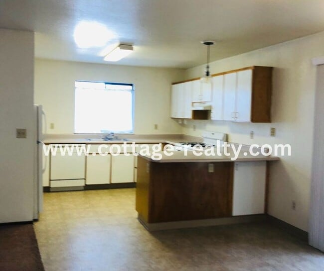 Photo - 1431 Larissa Cir Unit A
