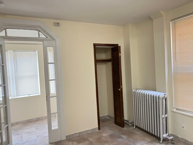 Photo - 28-44 38th St