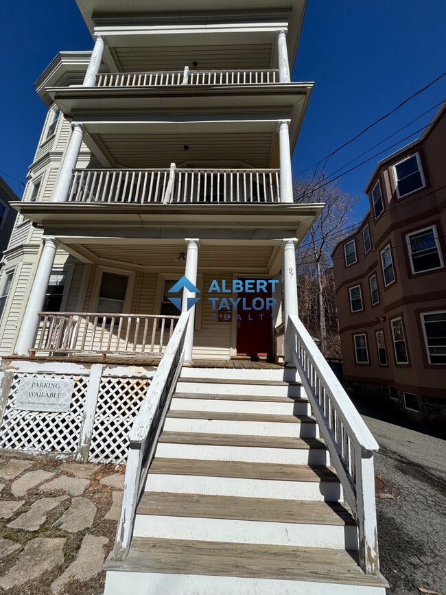 Building Photo - 97 Kilsyth Rd Unit 3