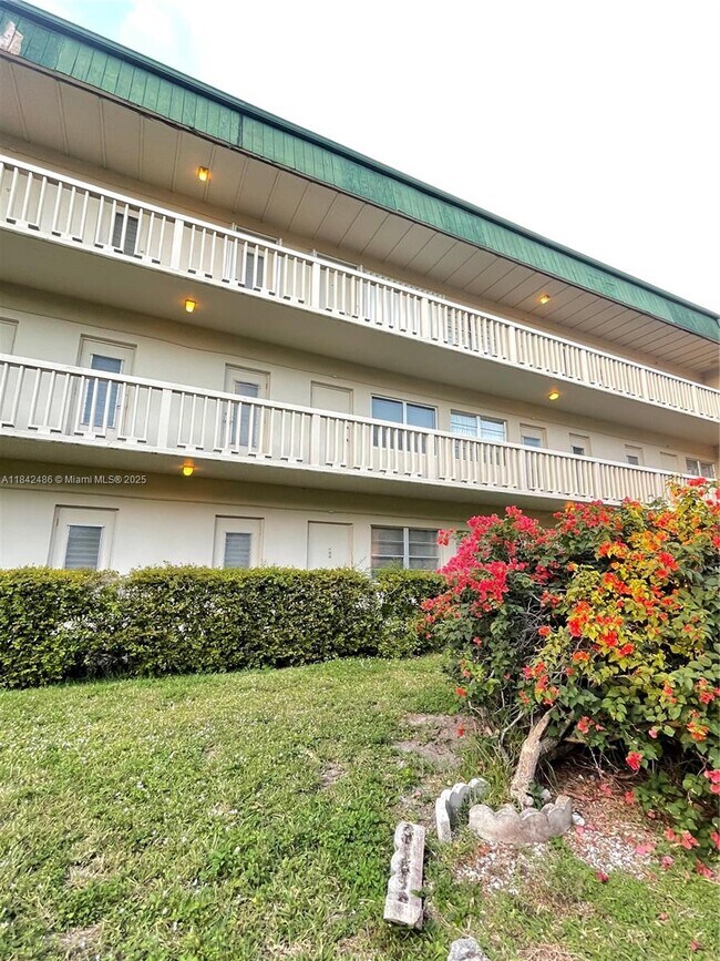 Photo - 1420 Atlantic Shores Blvd Condo Unit 130