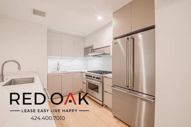 Photo - 1415 Reeves St Unit 102