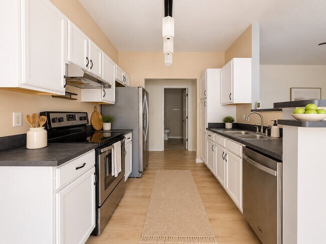 64 Clingman Ave Unit 105