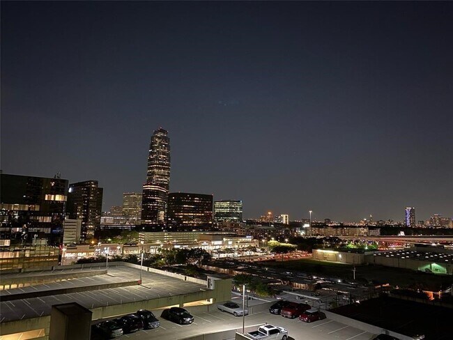 Photo - 3505 Sage Rd Unit 1107